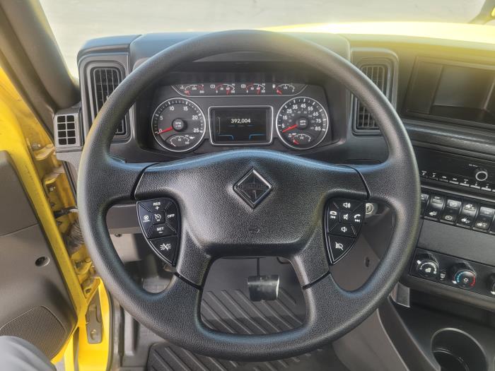 2023 International LT625-8