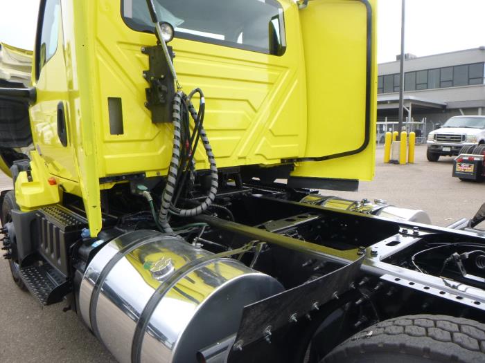 2023 International LT625-20