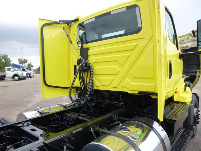 2023 International LT625-25