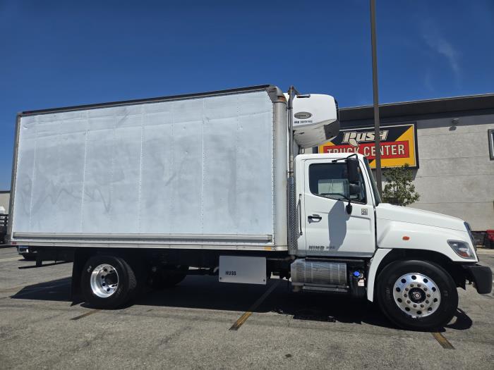 2020 Hino 268A-1