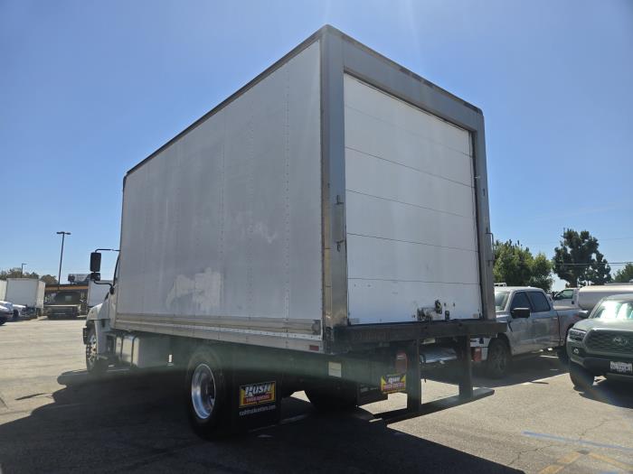 2020 Hino 268A-3