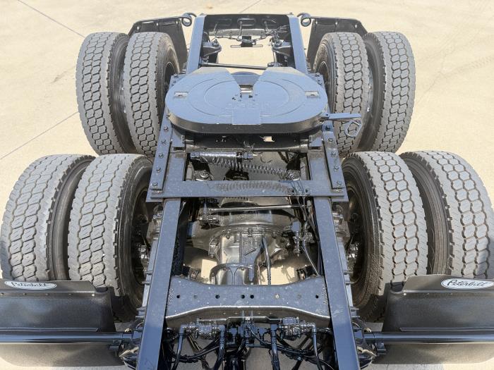 2022 Peterbilt 579-11