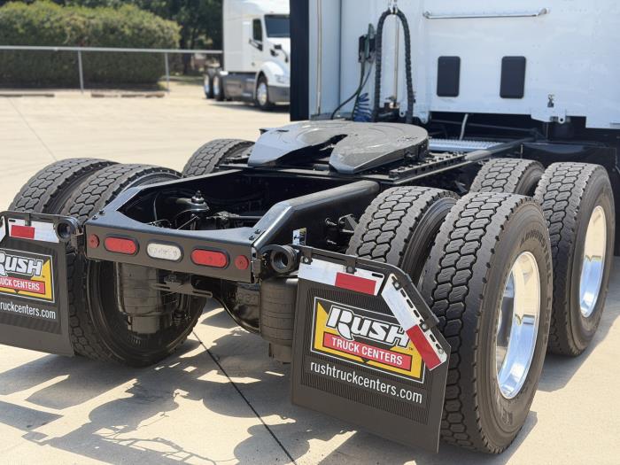 2022 Peterbilt 579-12