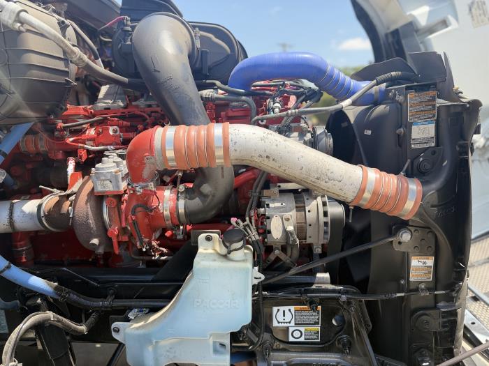 2022 Peterbilt 579-16