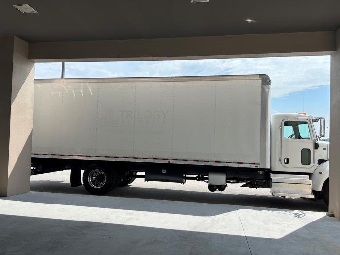 2020 Peterbilt 337-7