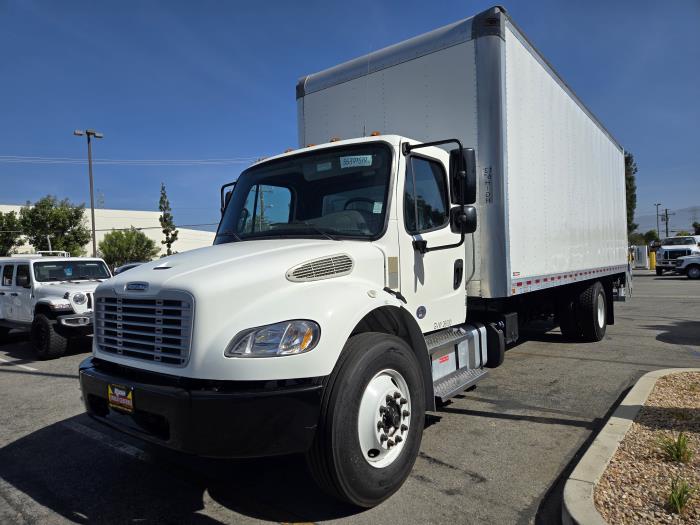 2022 Freightliner Business Class M2 106-8