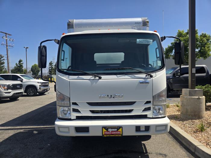 2022 Isuzu NPR-2