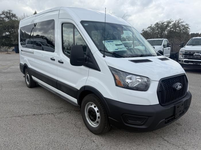 2026 Ford Transit-350-8