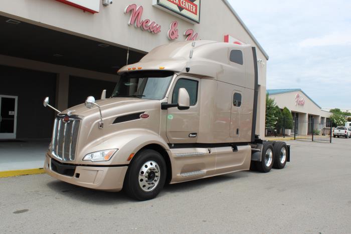 2023 Peterbilt 579-0