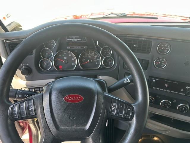 2022 Peterbilt 567-10
