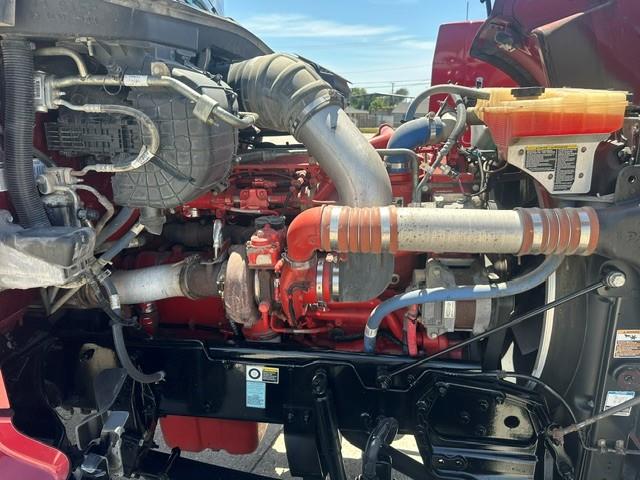 2022 Peterbilt 567-15
