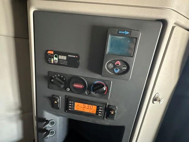 2022 Peterbilt 567-1