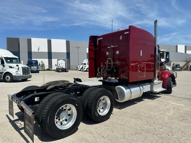 2022 Peterbilt 567-18
