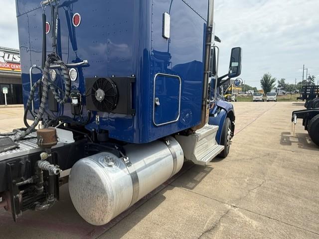 2020 Peterbilt 579-4