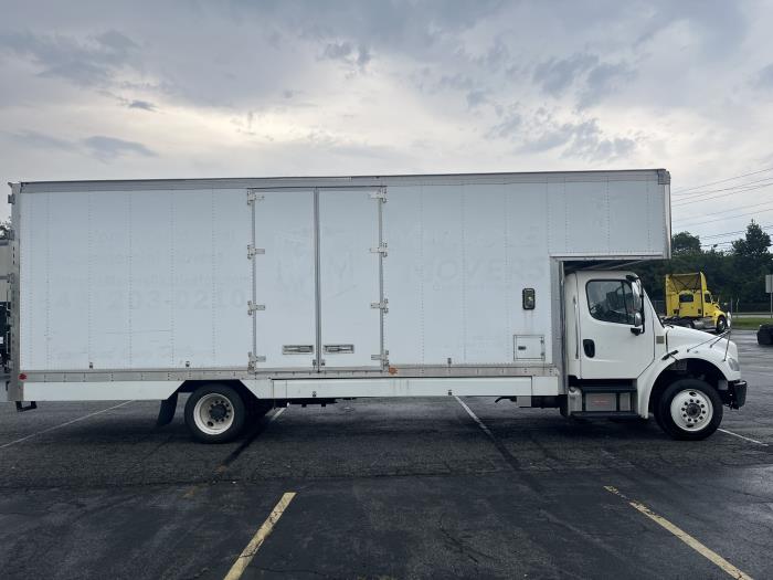 2020 Freightliner Business Class M2 106-2