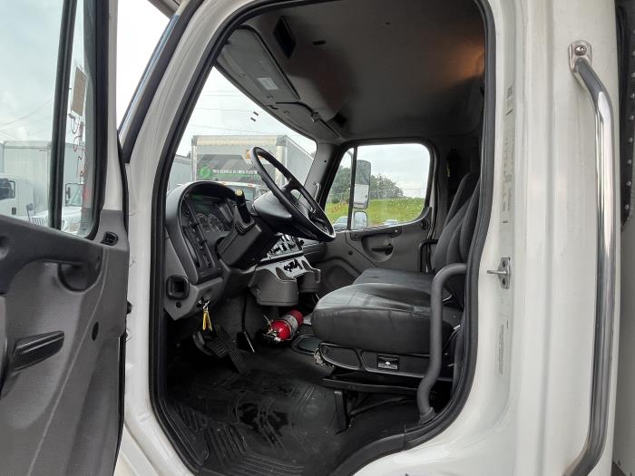 2020 Freightliner Business Class M2 106-5