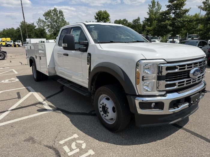 2026 Ford F-550-4