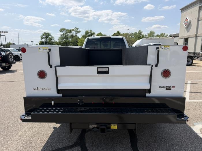 2026 Ford F-550-7