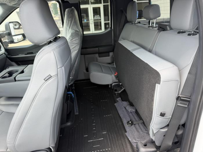 2026 Ford F-550-43