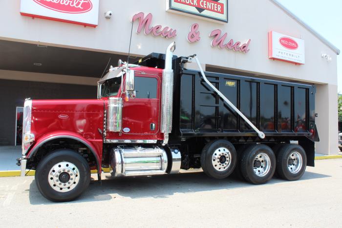 2024 Peterbilt 389-3