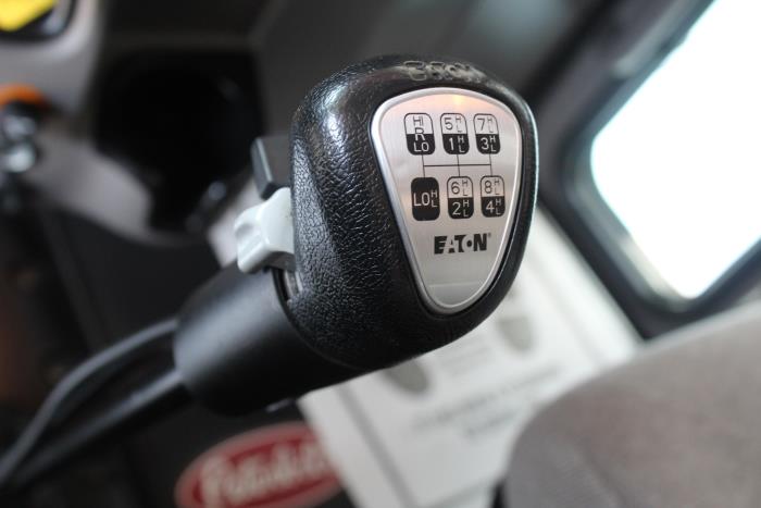 2024 Peterbilt 389-13