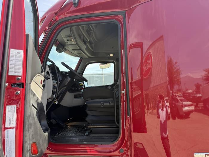 2026 Peterbilt 579-16