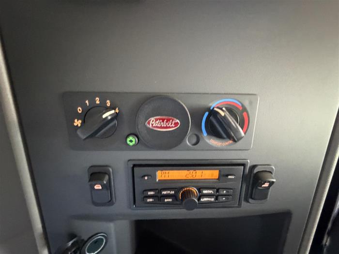 2026 Peterbilt 579-24