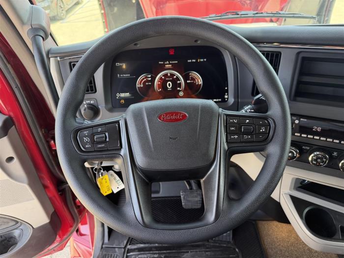 2026 Peterbilt 579-33