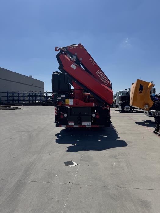 2027 Peterbilt 567-4