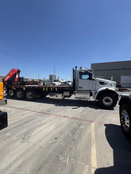 2027 Peterbilt 567-6