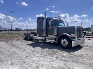 2027 Peterbilt 589-7