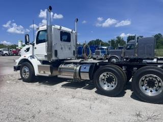 2027 Peterbilt 567-3