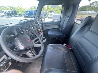 2027 Peterbilt 567-9