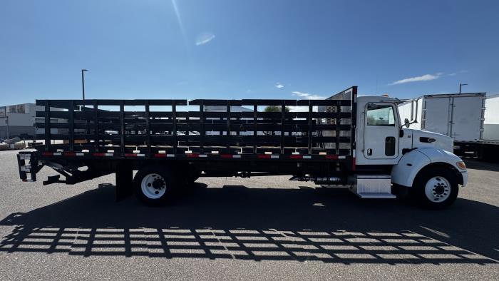 2019 Peterbilt 330-7