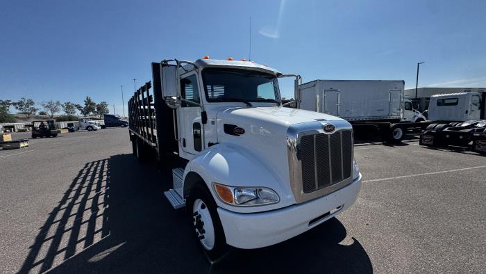 2019 Peterbilt 330-8