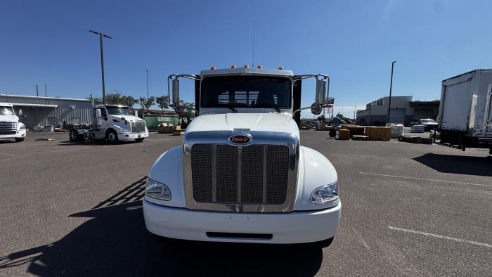 2019 Peterbilt 330-9