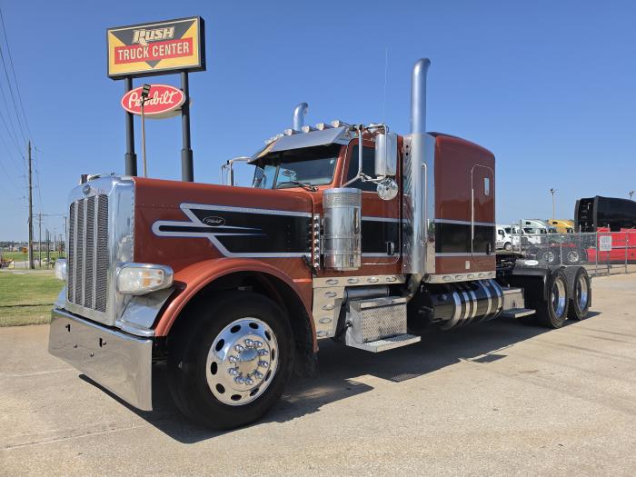 2016 Peterbilt 389-0