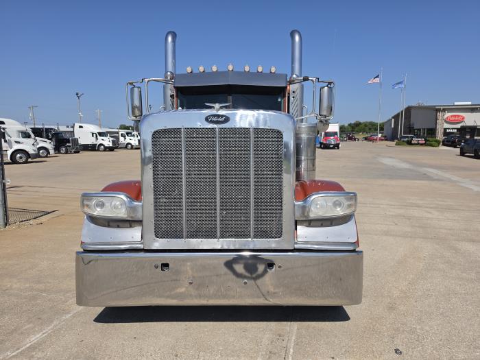2016 Peterbilt 389-7