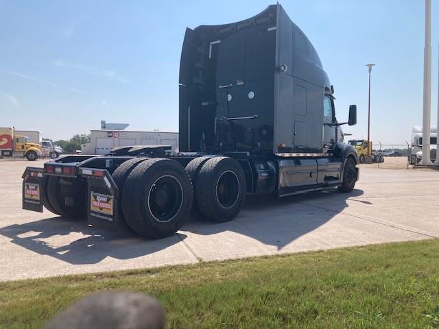 2023 Peterbilt 579-5