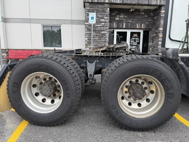 2021 International LT625-7