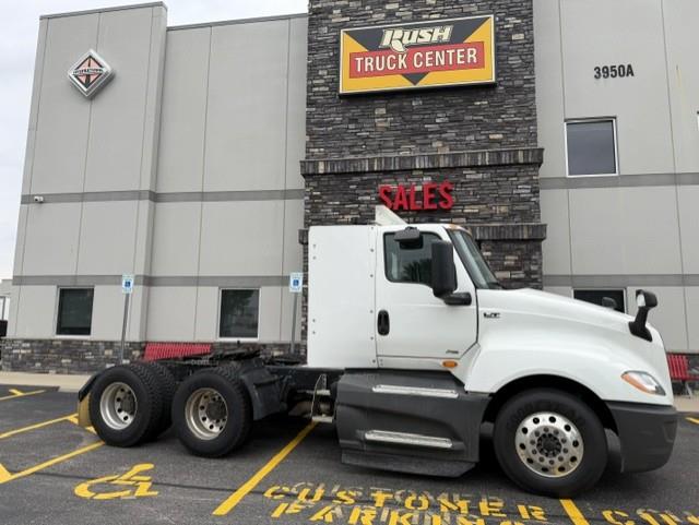 2021 International LT625-8