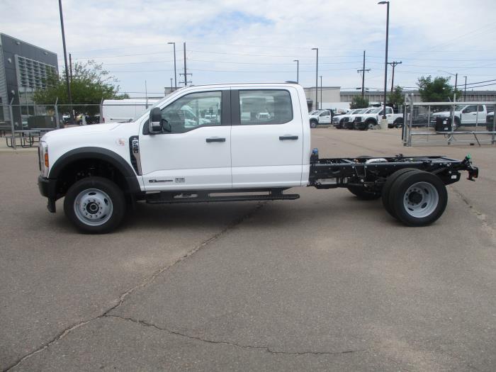 2026 Ford F-550-2