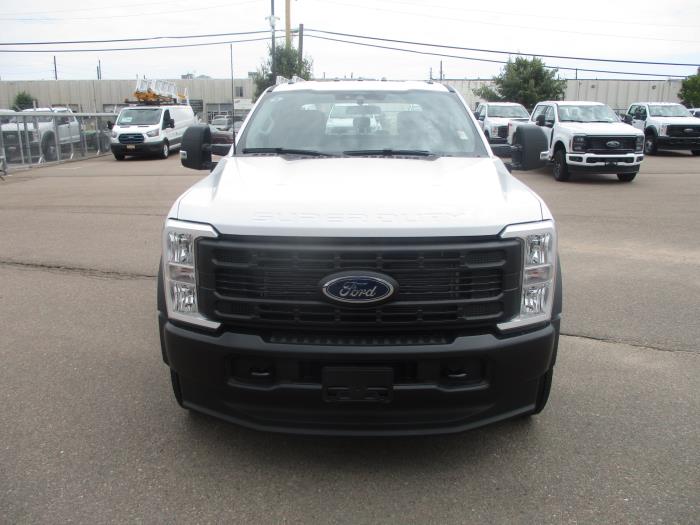 2026 Ford F-550-8