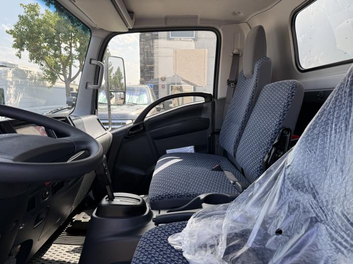 2025 Isuzu NRR-14