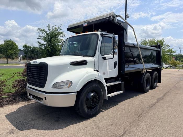 2021 Freightliner Business Class M2 112-1
