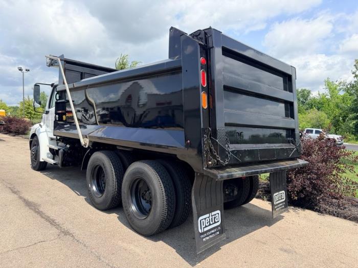 2021 Freightliner Business Class M2 112-3