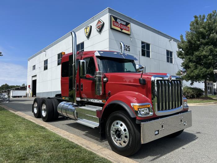 2027 International HX520-1