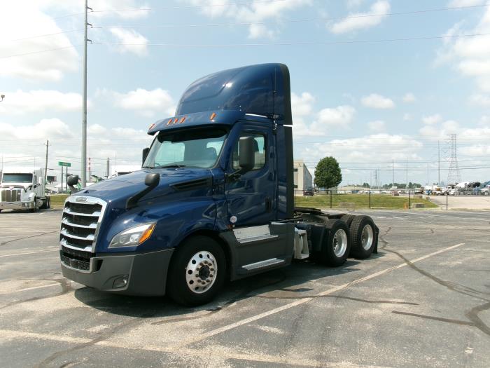 2022 Freightliner Cascadia-0