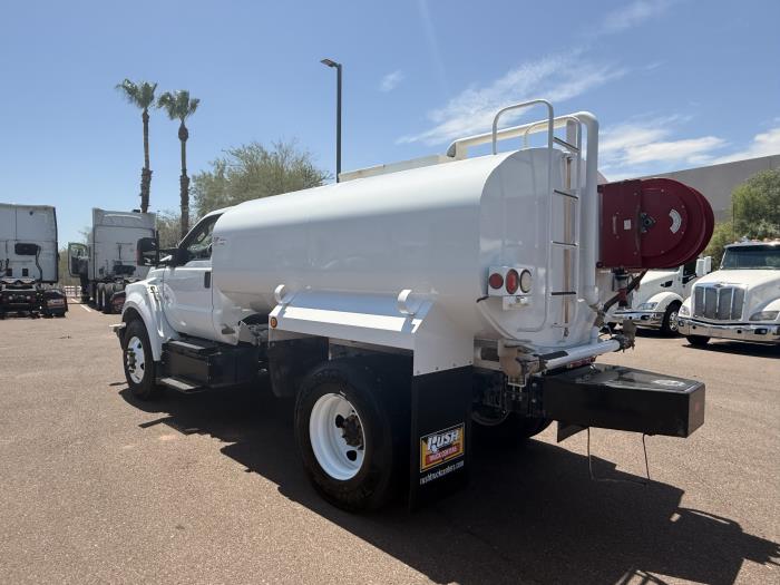 2025 Ford F-750-3