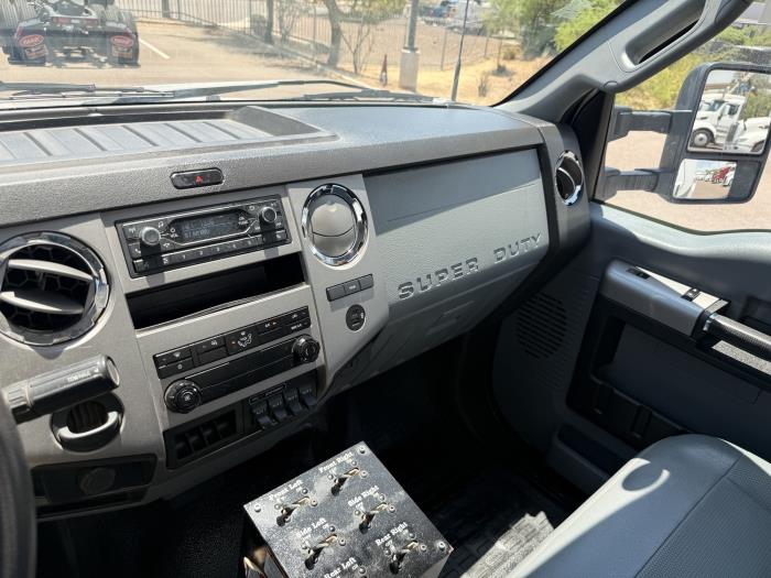 2025 Ford F-750-12